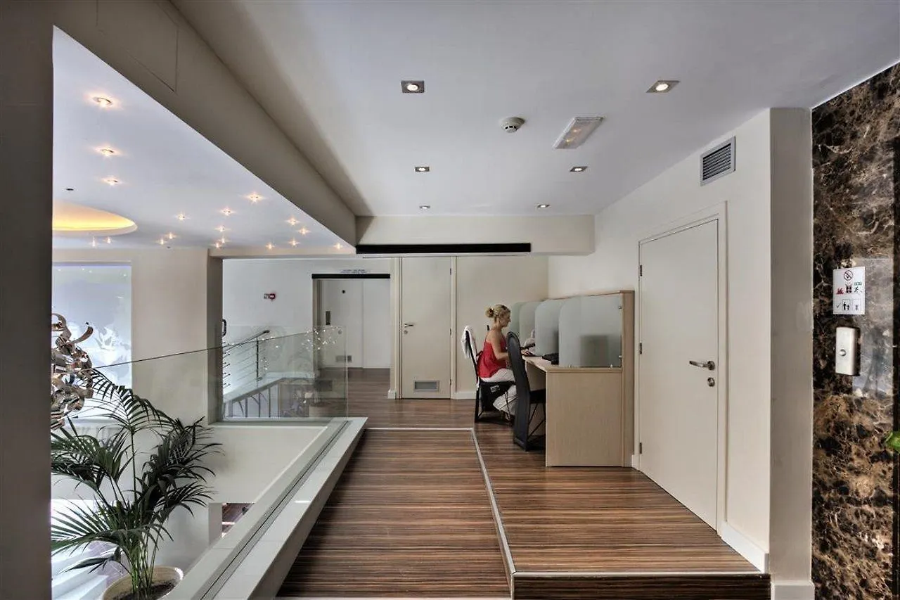 **  Livadhiotis City Hotel Larnaca Cypern
