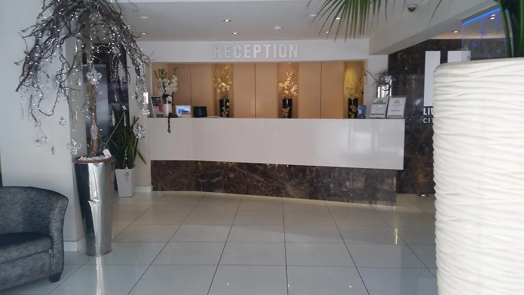 לרנקה Livadhiotis City Hotel קפריסין