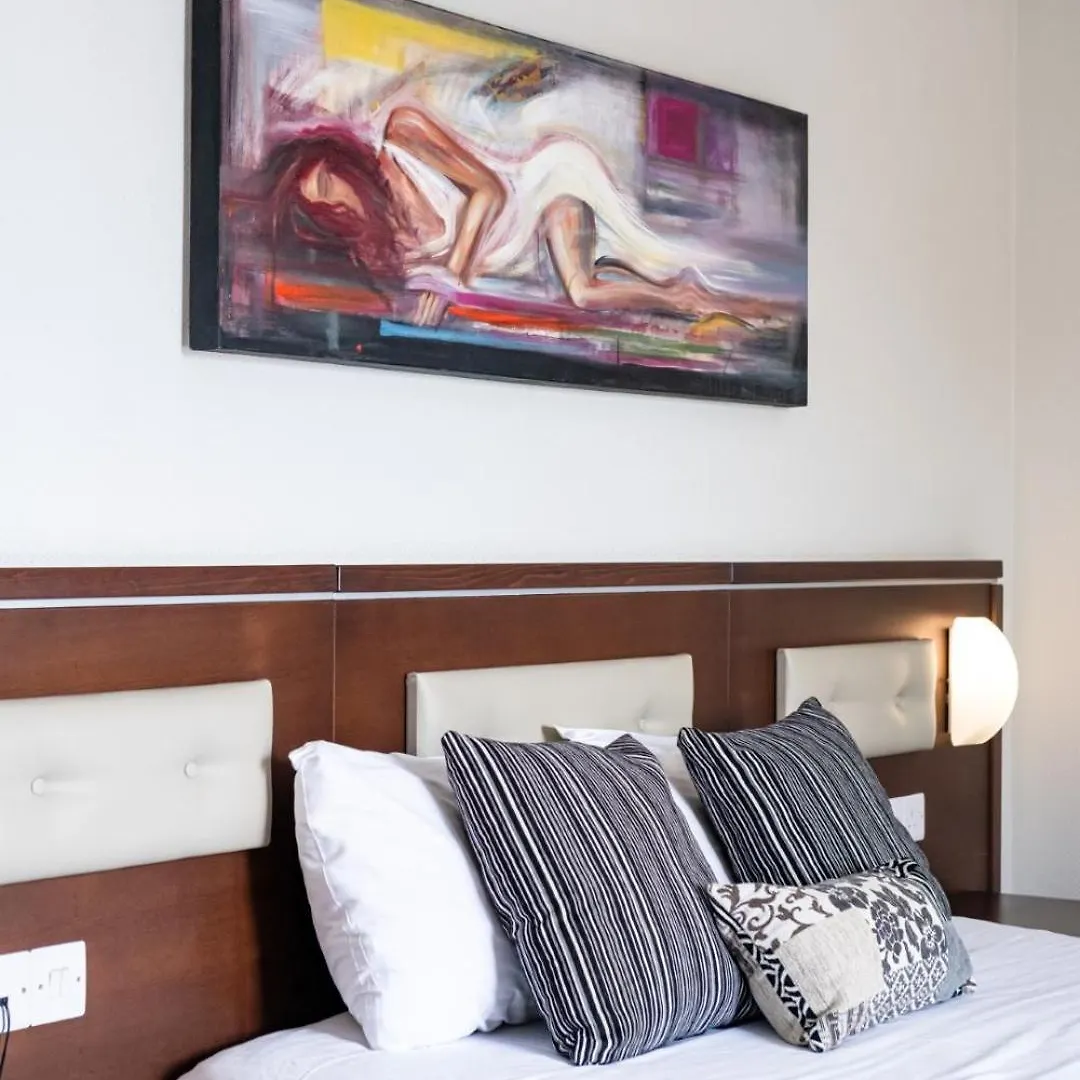 Livadhiotis City Hotel Larnaca